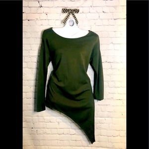 NWOT Ann Taylor Asymmetrical Top - Size Medium